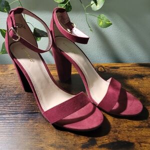 Amazon/Bamboo Maroon Party Heels Women’s Size 9 Open Toe Strappy 4" Heel